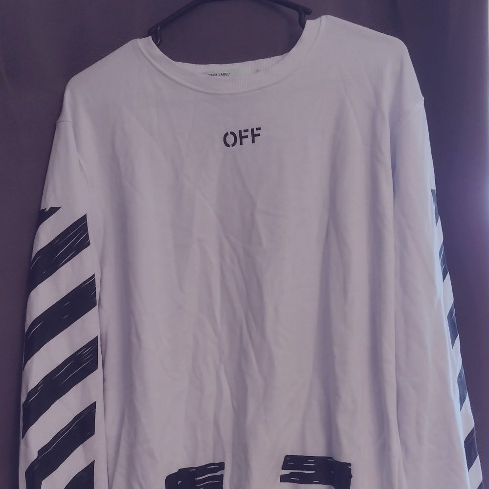 Main Label - Off White Sweatshirt - Size L